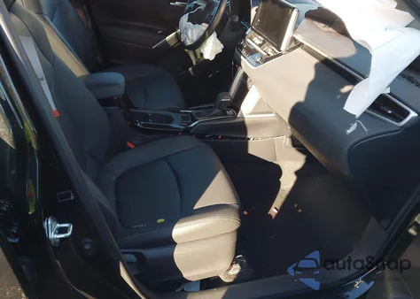 2024 Toyota Corolla Cross Xle from USA, damaged, VIN 7MUDAABG7RV081688